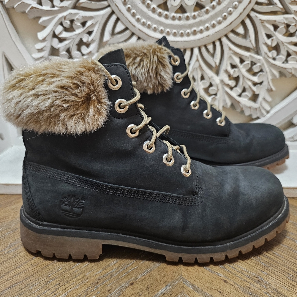 Timberland Women's Fur-Lined Boots size 7